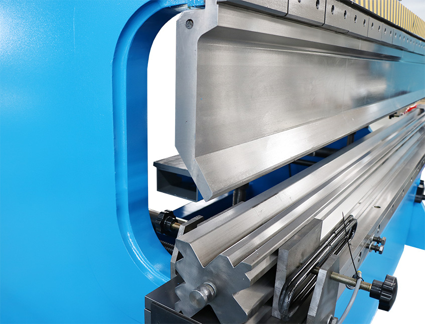 WE67Y-300T3200 Hydraulic Press Brake